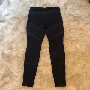 Mission Moto leggings